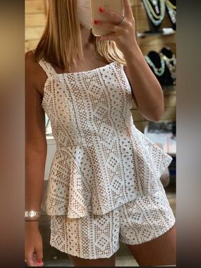 Endless Rose Lace Short Set Size Medium